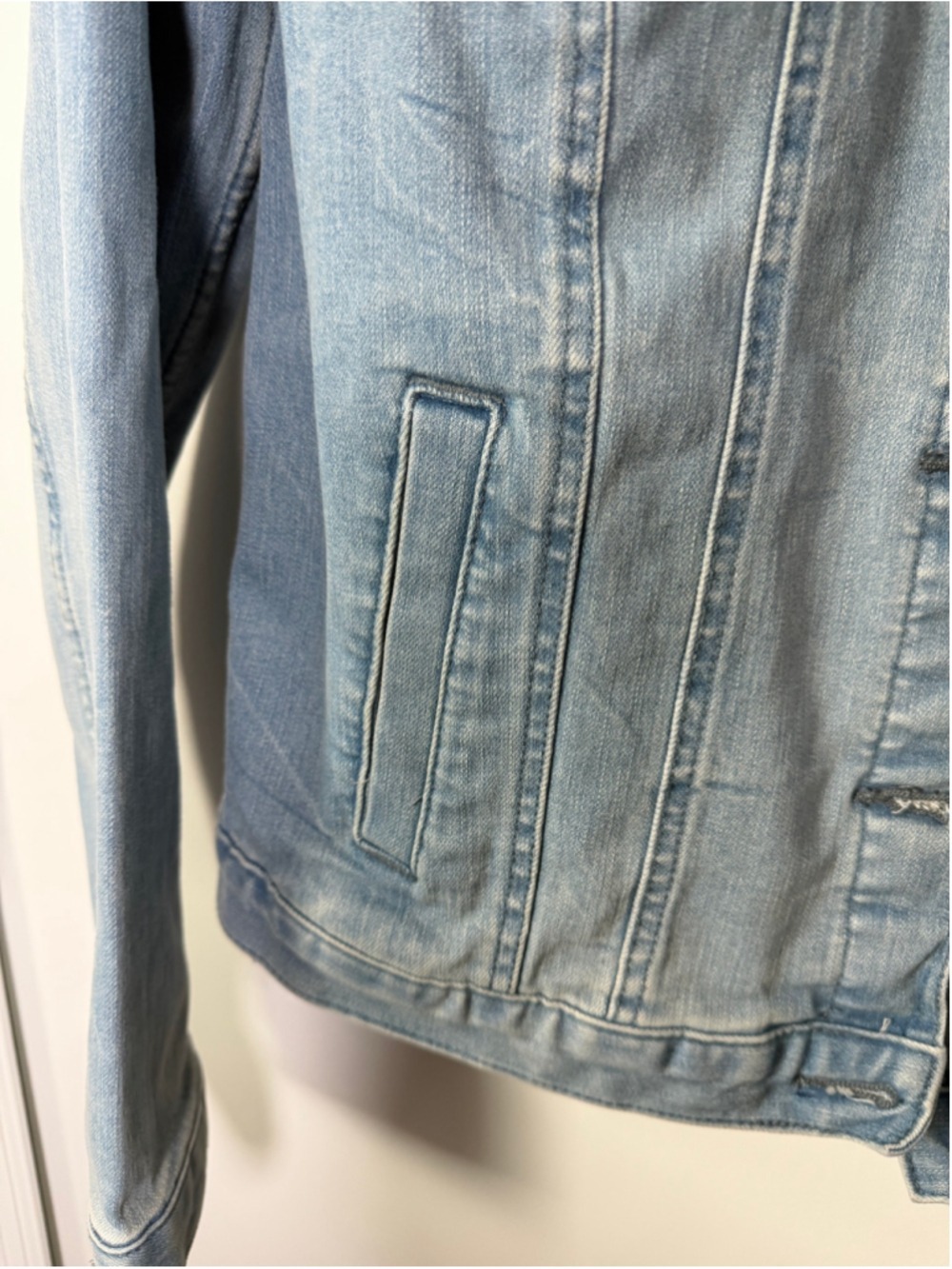 Time and Tru Jean Jacket Size S Blue EUC - Picture 5 of 10